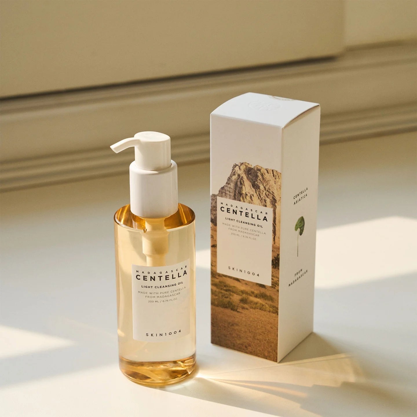 Skin1004 Madagascar Centella Light Cleansing Oil 30ml - LB BEAUTY 